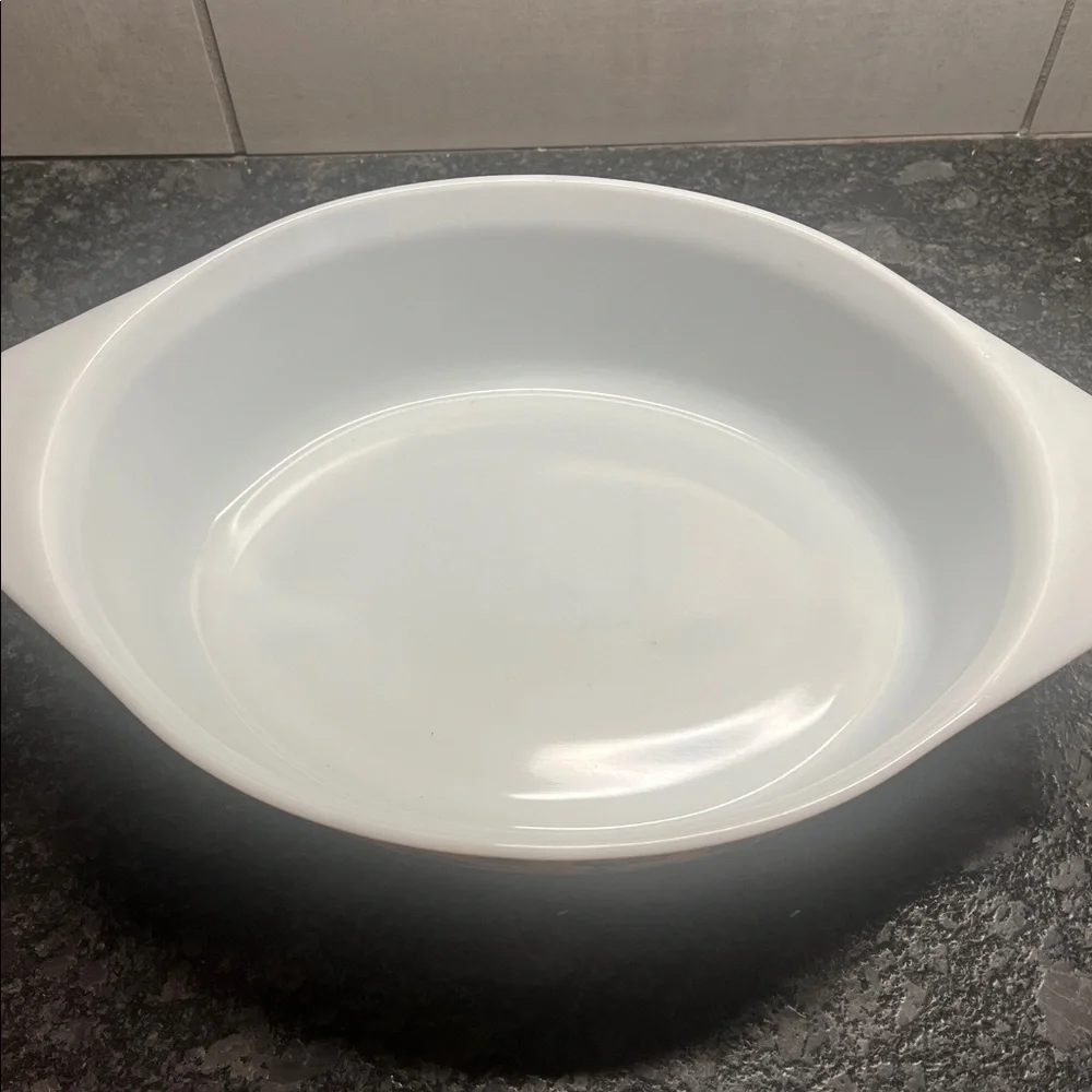 Vintage Pyrex Early American Glass Casserole Dish with Lid 22ct gold ex cond